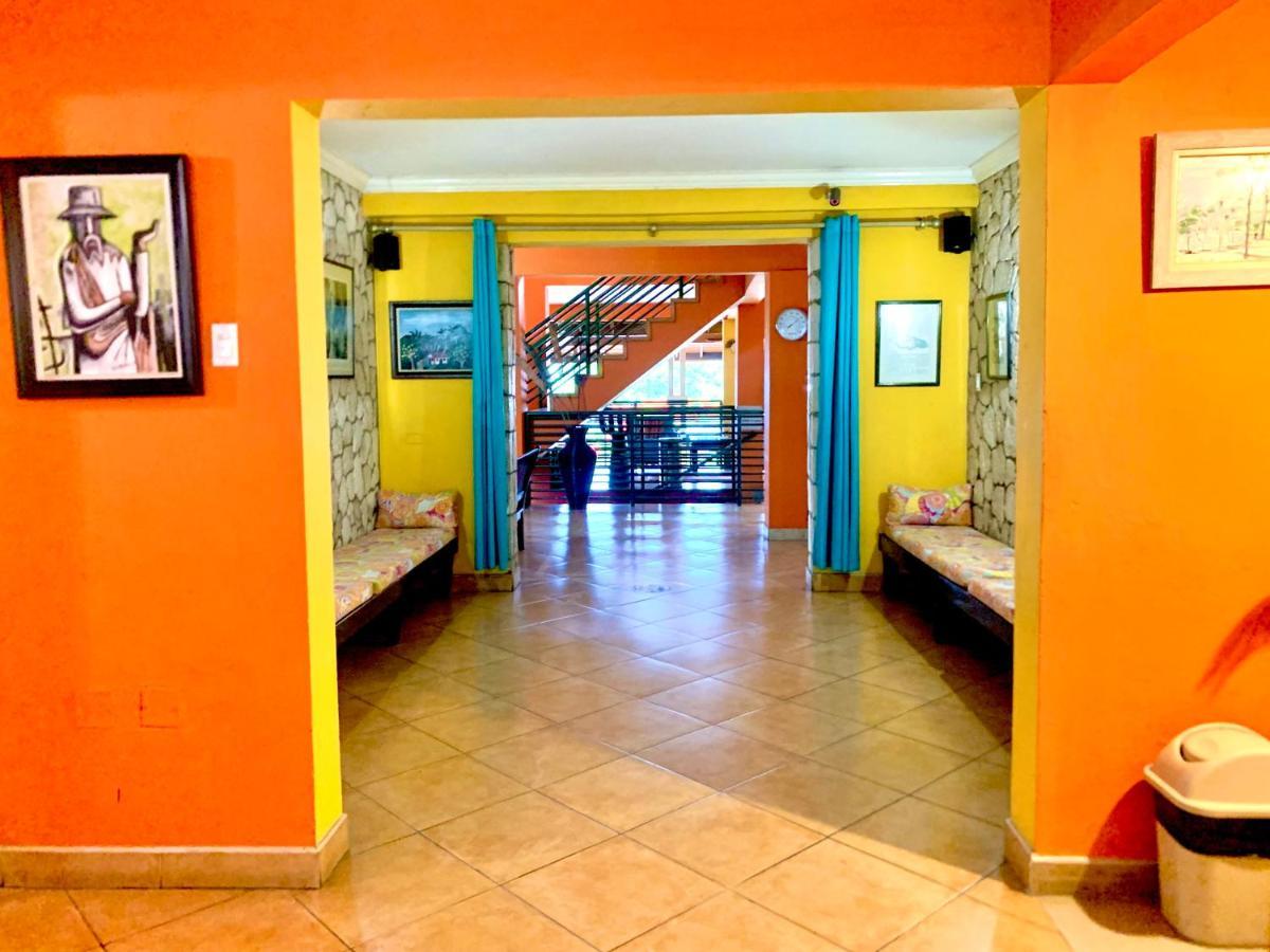 מונטגו ביי Altamont West Hotel מראה חיצוני תמונה