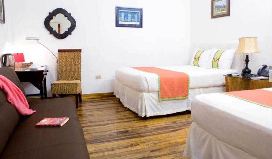 מונטגו ביי Altamont West Hotel מראה חיצוני תמונה