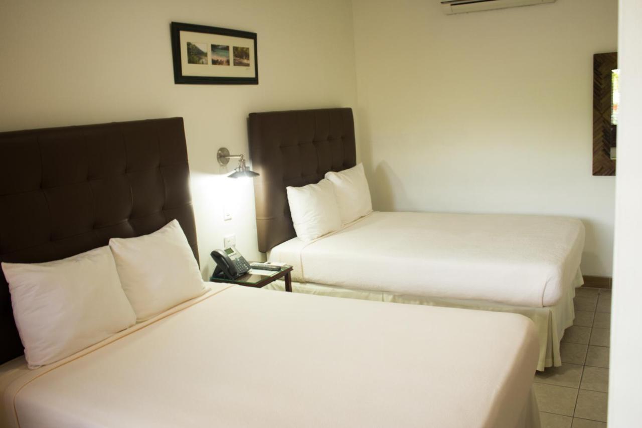 מונטגו ביי Altamont West Hotel מראה חיצוני תמונה