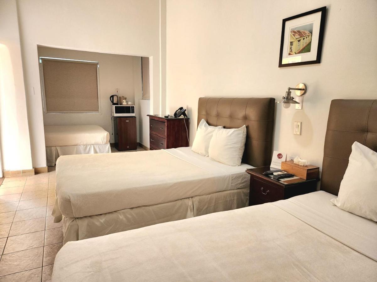 מונטגו ביי Altamont West Hotel מראה חיצוני תמונה