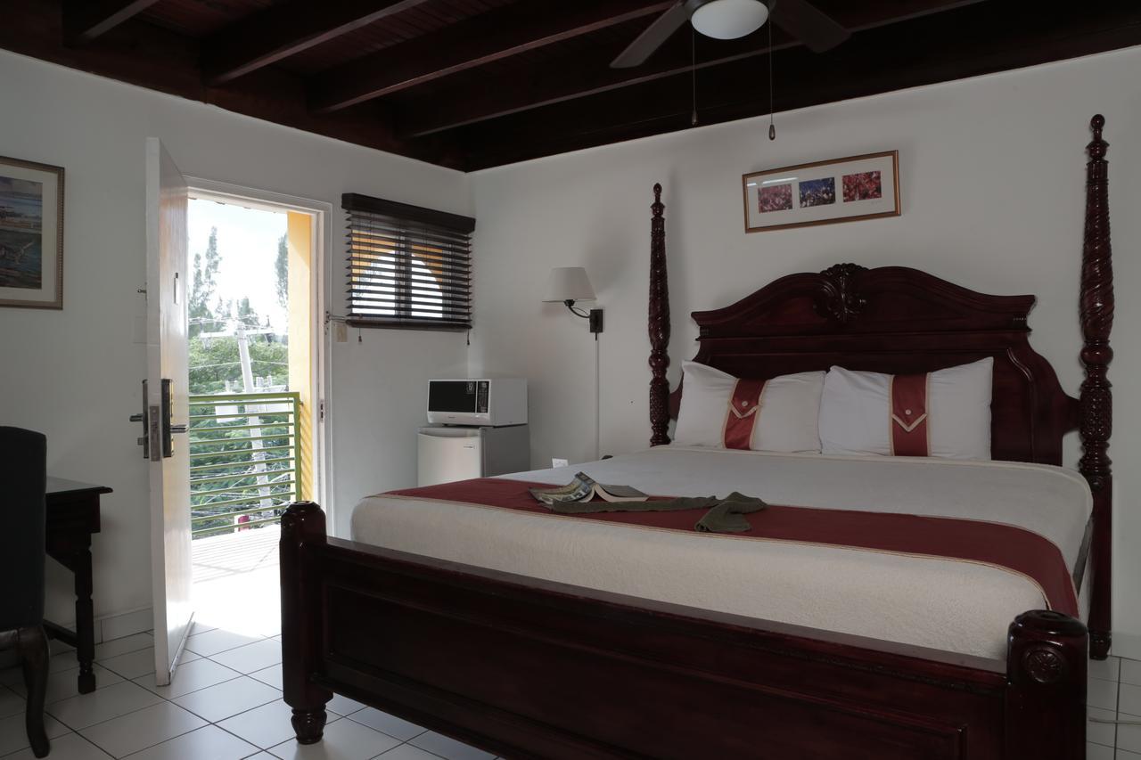מונטגו ביי Altamont West Hotel מראה חיצוני תמונה